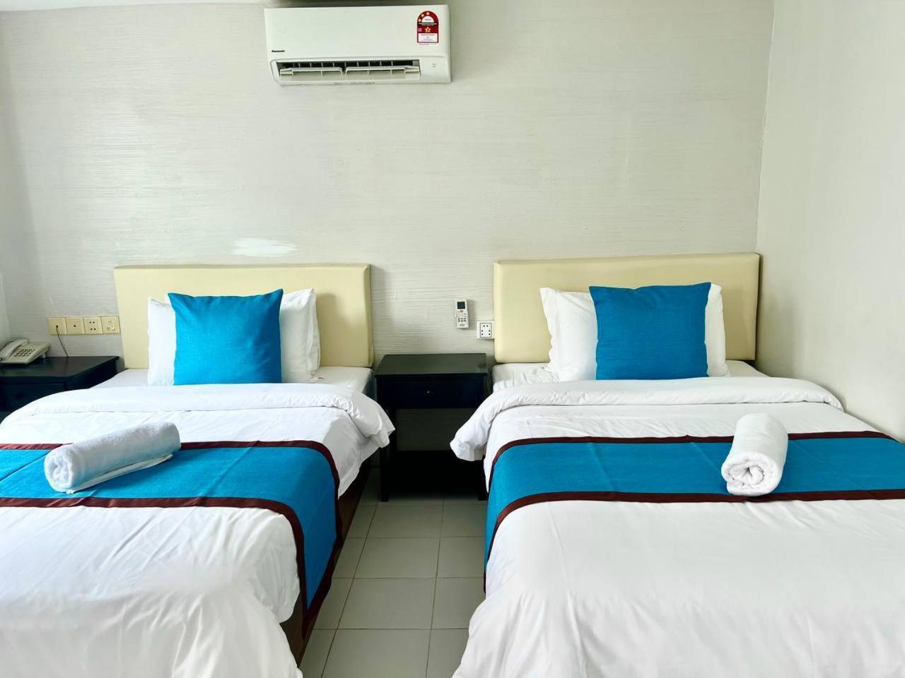 Mary & Hotel
